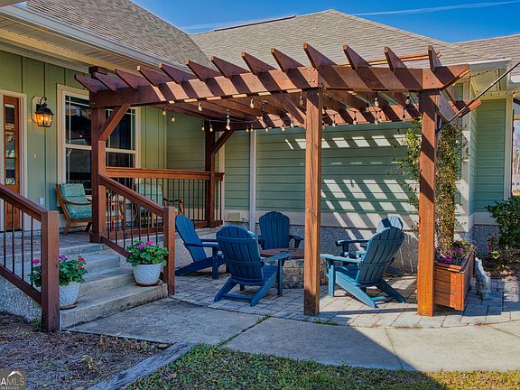 5th image of 1183 Catfish Landing Cir