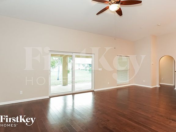 3rd image of 18521 Olive Rd