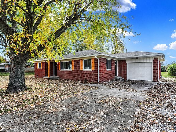 4th image of 2921 E Dudley Ave