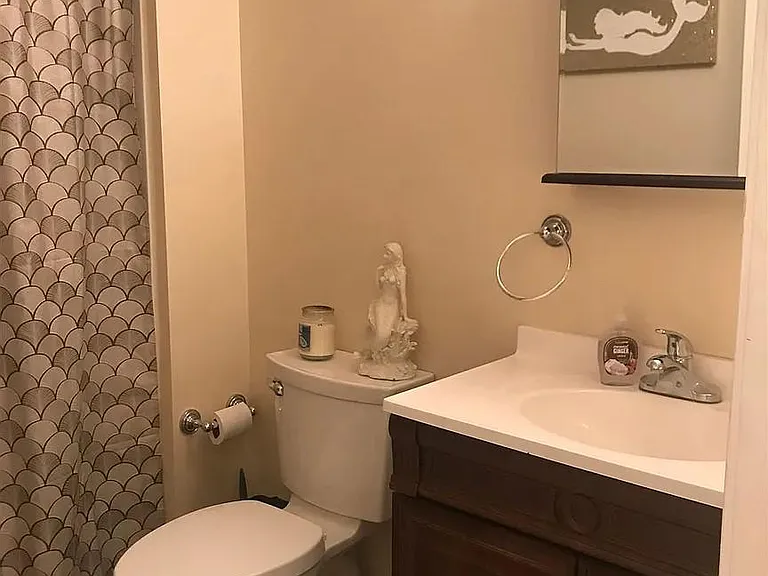 Bathroom unit