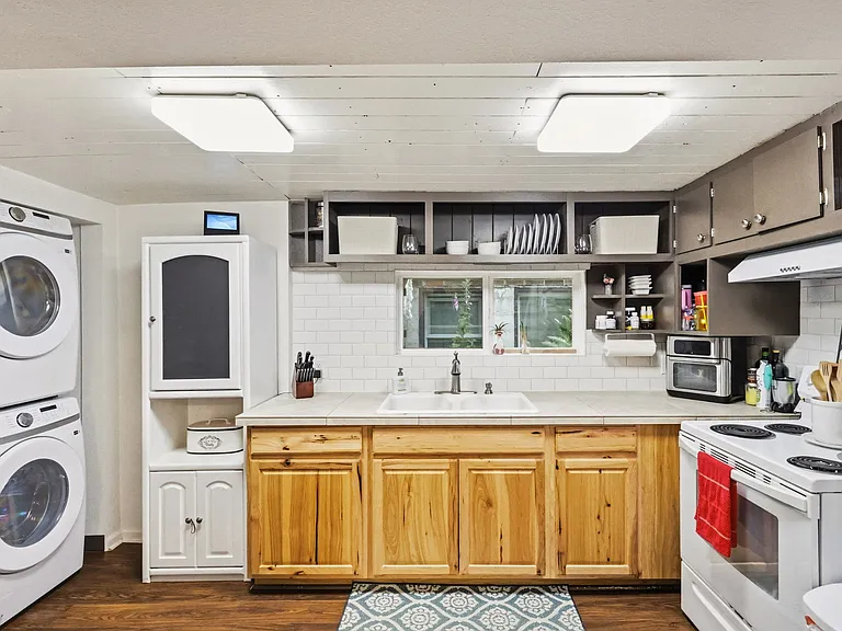 1020 N Tacoma Ave #2 — Photo 9
