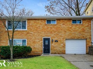 1205 Oakmont St, Pittsburgh, PA 15205