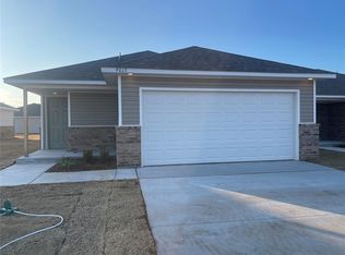 9013 Mongolian Fork Ln, Oklahoma City, OK 73160