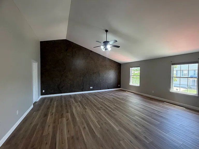 917 Emerald Oaks Ct — Photo 17