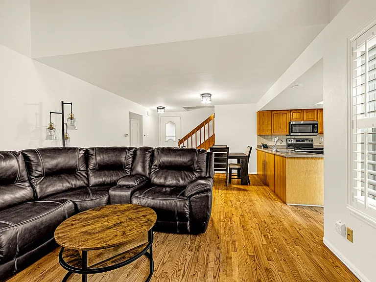 108 Cobblestone Dr — Photo 19