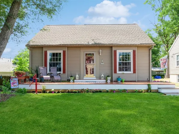 3810 B Ave NE, Cedar Rapids, IA 52402