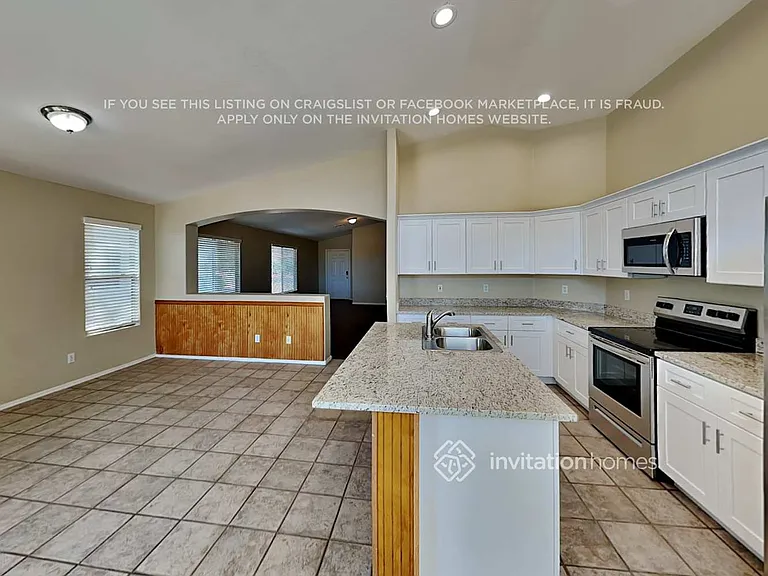 14813 W Port Au Prince Ln — Photo 5