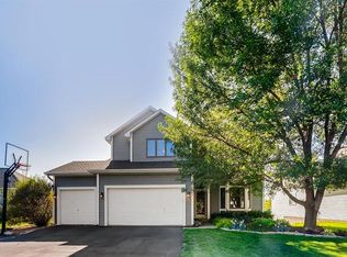 230 Butternut Cir, Carver, MN 55315