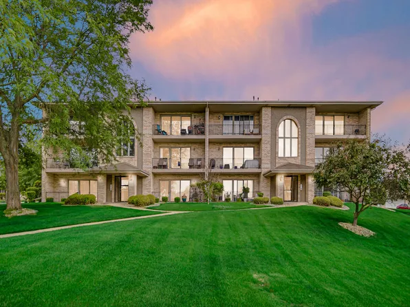 17824 Bernard Dr APT 3D, Orland Park, IL 60467