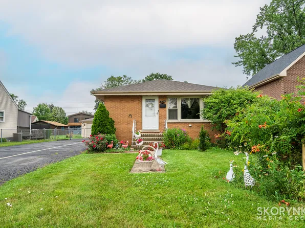 120 Belle Dr, Northlake, IL 60164