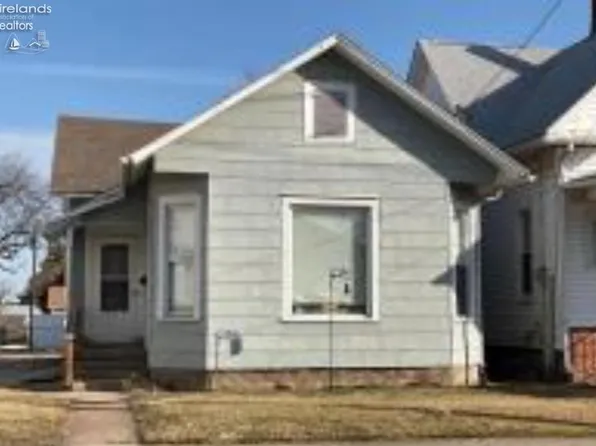 913 1st St, Sandusky, OH 44870