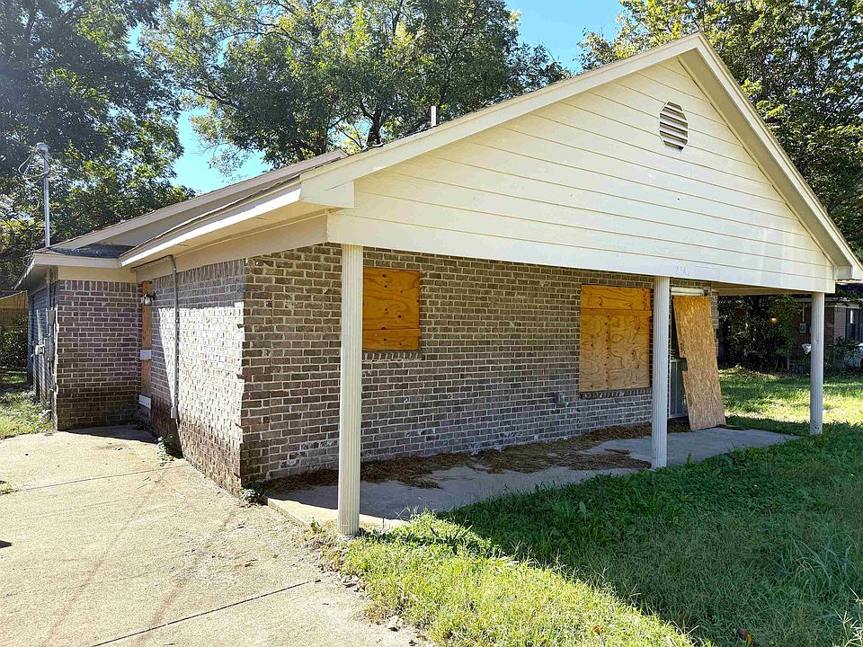 1st image of 2345 Shasta Ave