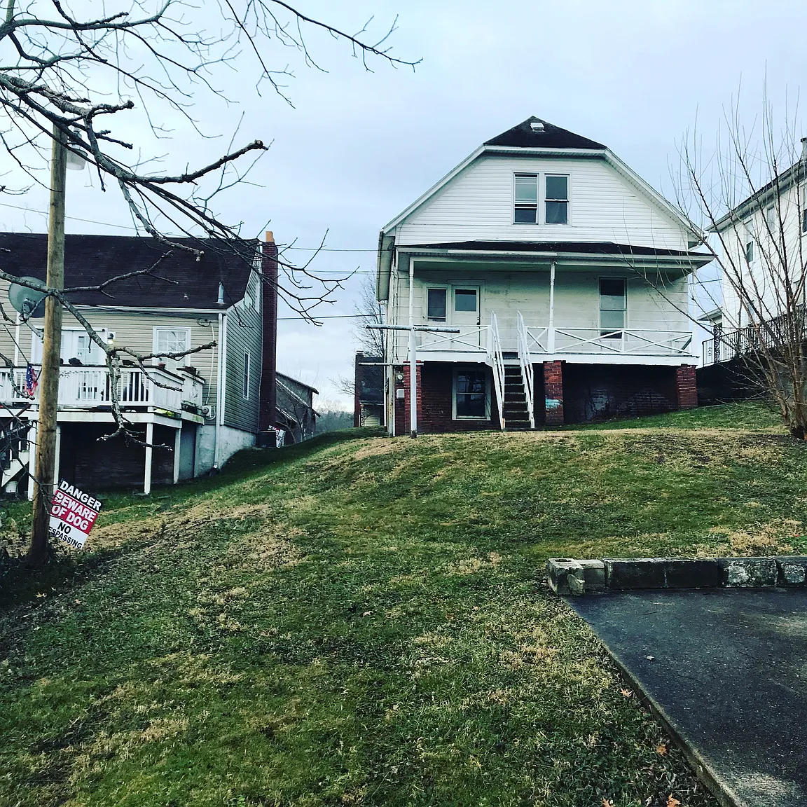 272 Oakland Ave photo 1