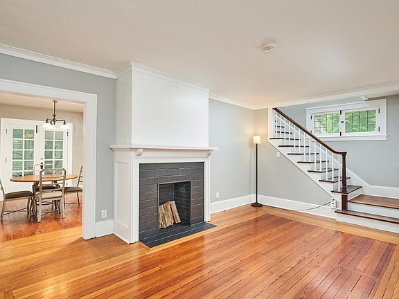 2nd image of 97 Casterton Ave