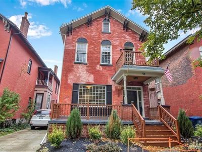 58 Park St, Buffalo, NY, 14201