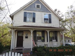 114 Cedar St, Norwich, CT 06360