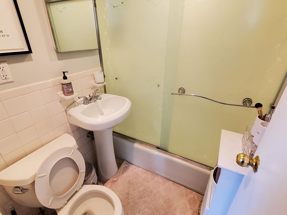 2nd image of 159 Saint Botolph St #6