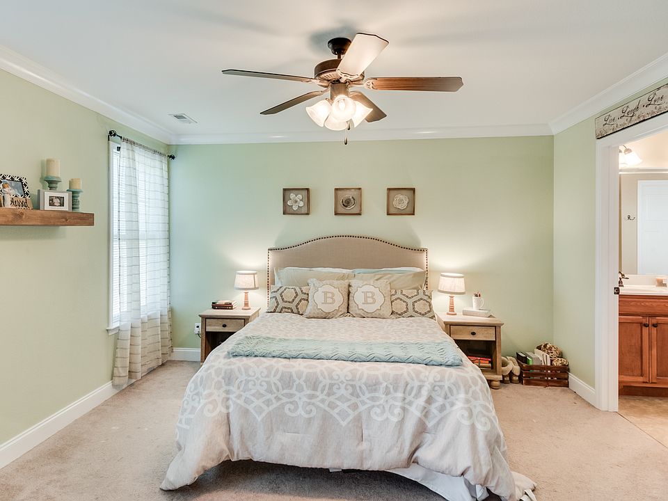 922 Colony Cir Fort Oglethorpe GA Zillow