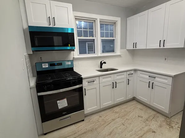 1008 Drake Ave, Roselle, NJ 07203