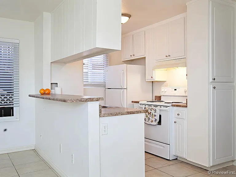 3780 Swift Ave #7 — Photo 4