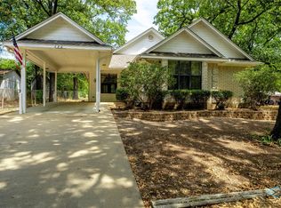 132 Forest Ln, Gun Barrel City, TX 75156