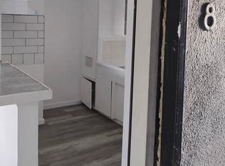 1760 Henderson Ave APT 8, Long Beach, CA 90813