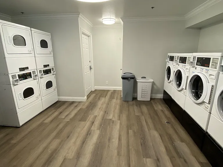 Georgia Regency Senior Apartments — Photo 10