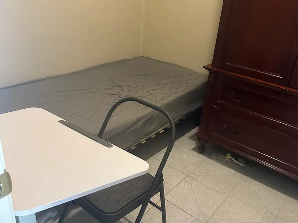 17272 Nisson Rd APT D, Tustin, CA 92780
