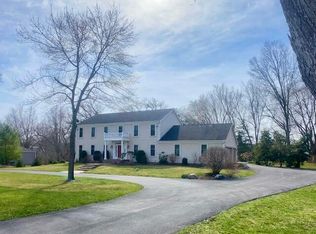 23566 N Old Barrington Rd, Lake Barrington, IL 60010