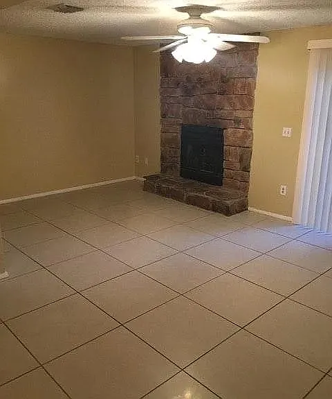 7024 Prestwick Cir N — Photo 9
