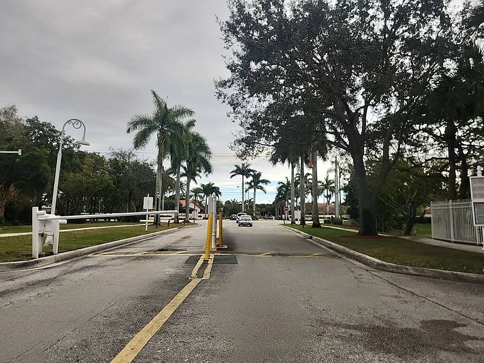 1st image of 8293 Bermuda Sound Way