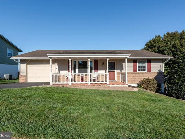 315 Vista Dr, Ephrata, PA 17522