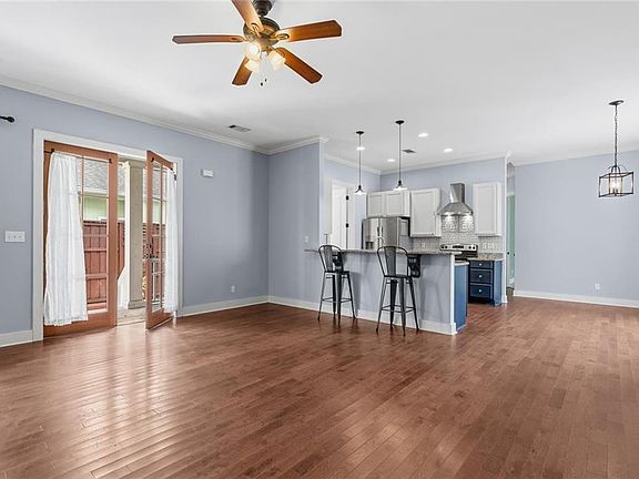 3rd image of 1029 Snapdragon Ln
