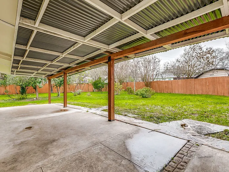 511 E Hathaway Dr — Photo 22
