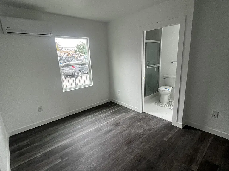 1666 W 36th St #1 — Photo 17