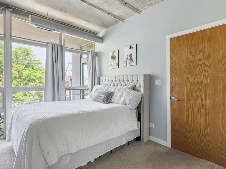 1610 W Fullerton Ave #312 — Photo 12