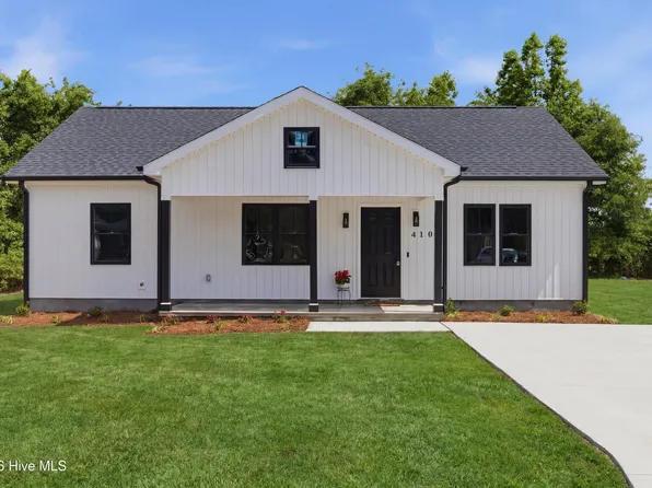 410 Carmon Circle, Ayden, NC 28513
