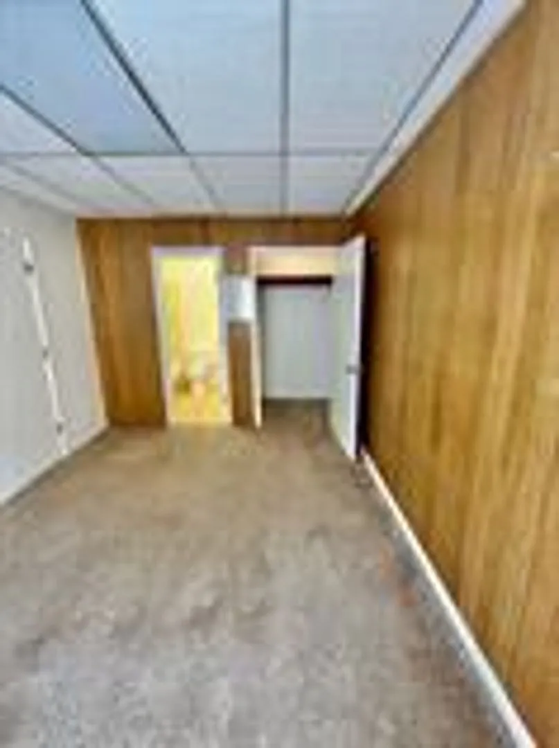 SH1630 — Photo 2