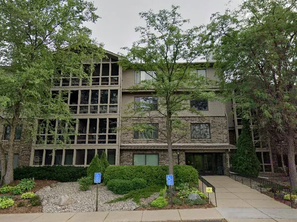 3801 W 98th St APT 402, Minneapolis, MN 55431