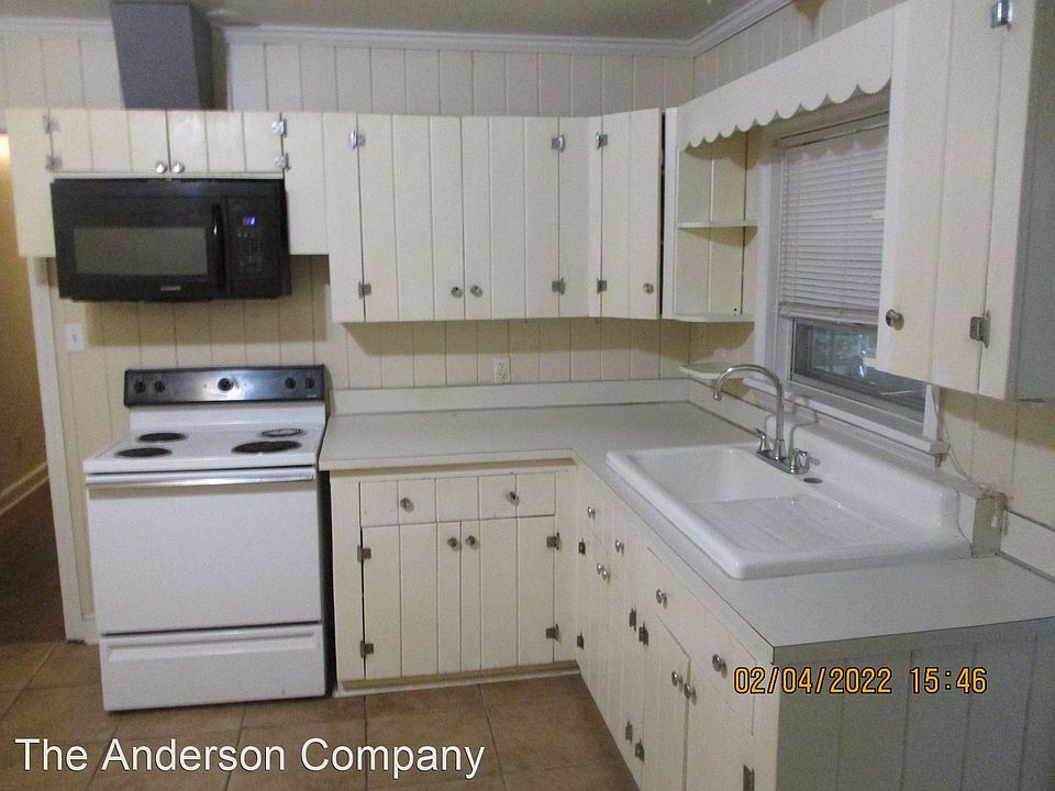 2nd image of 1214 10th Ave