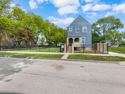710 W 61st St, Chicago, IL, 60621