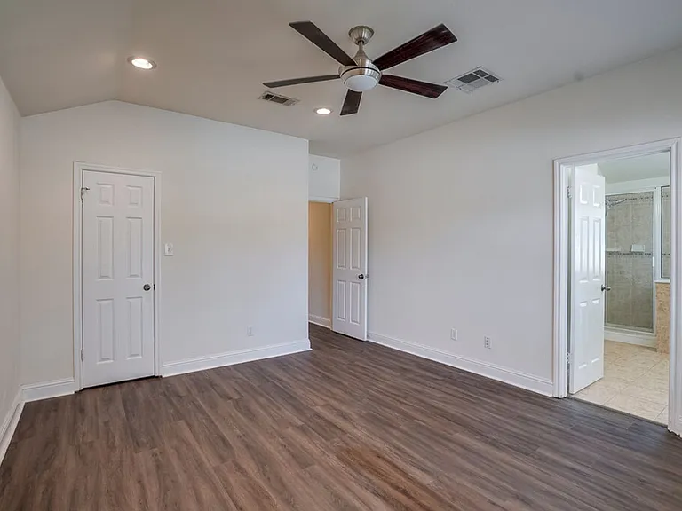 17004 Bishopsgate Dr — Photo 10