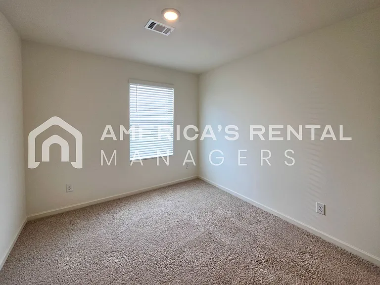 9314 Parkway Gardens Loop — Photo 37