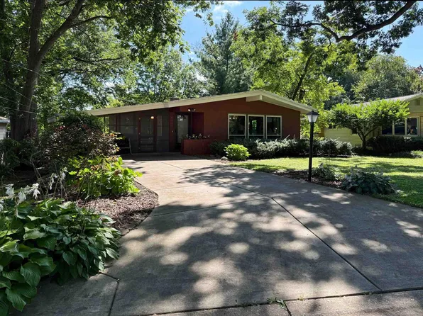 5300 Arrowhead Drive, Monona, WI 53716