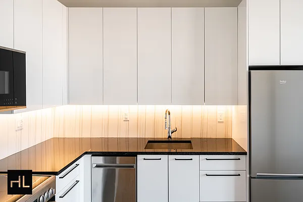 Rented by Highline Residential | media 9