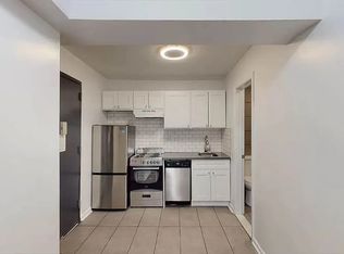 233 E 34th St #1C, New York, NY 10016