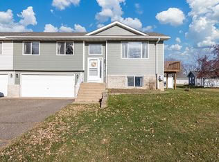 716 Main St W, Isanti, MN 55040