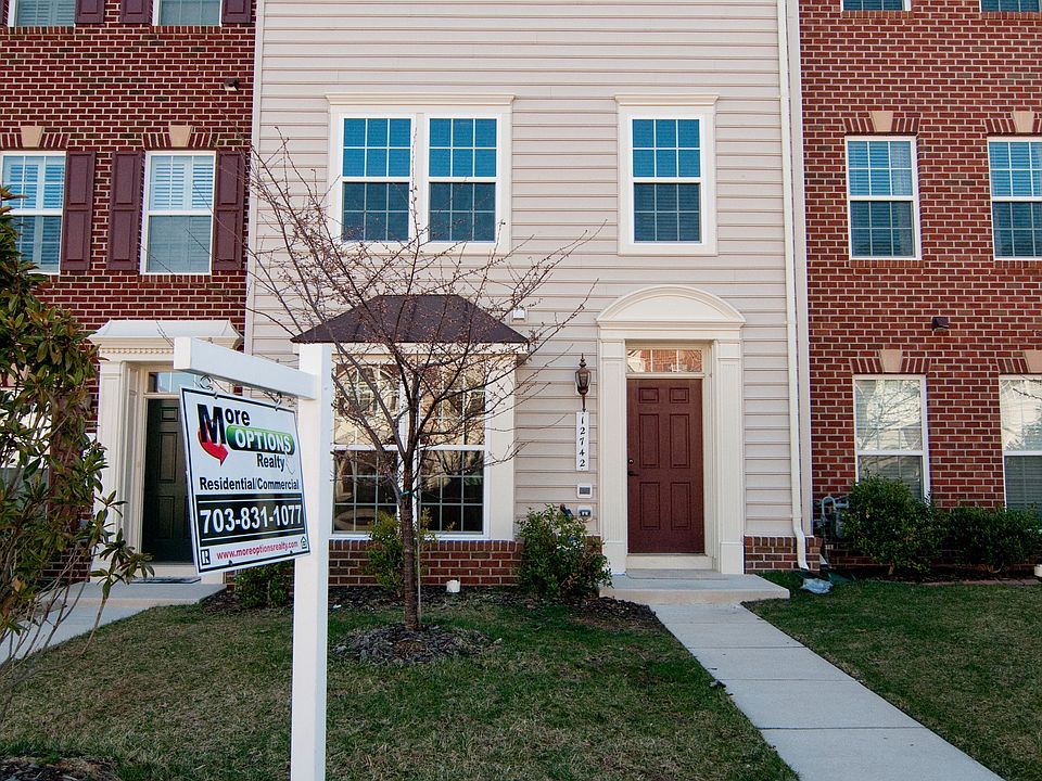 1st image of 12742 Stone Lined Cir