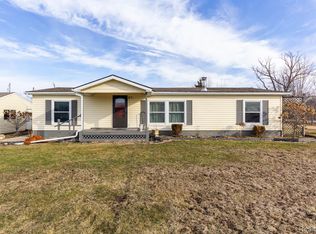 9002 Arnold Rd, Fair Haven, MI 48023