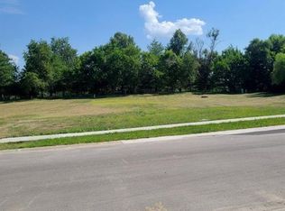 2105/2107 Chateau Pl, Raymore, MO 64083
